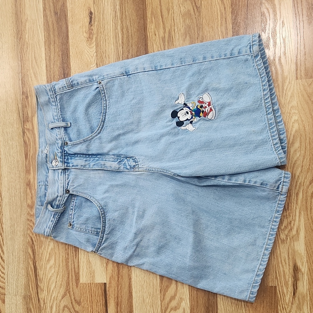 Mickey Unlimited size M denim shorts